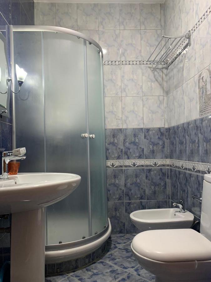 Spacious Family-Friendly Apartment In The Heart Of Bllok Tirana Buitenkant foto