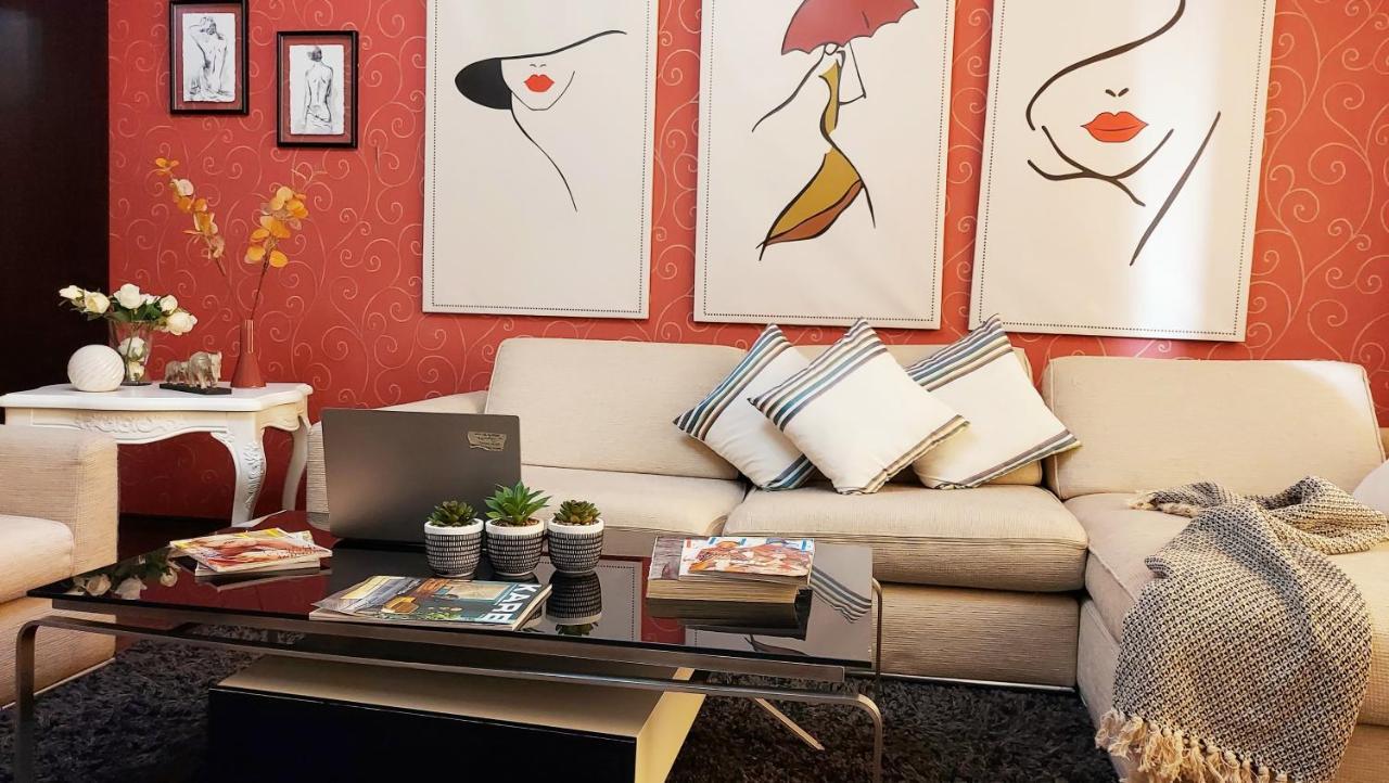 Spacious Family-Friendly Apartment In The Heart Of Bllok Tirana Buitenkant foto